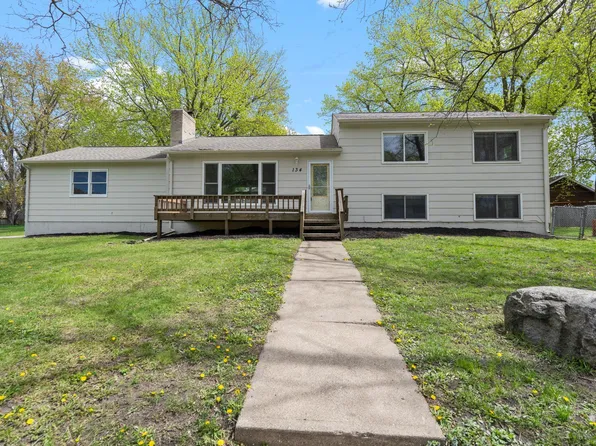 134 Inglewood St, Long Lake, MN 55356