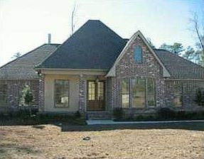 1st image of 670 Castine Point Dr