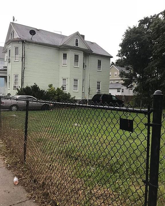 2nd image of 72 Greenfield Rd