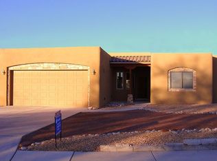 231 Shangri La Ct NW, Albuquerque, NM 87107