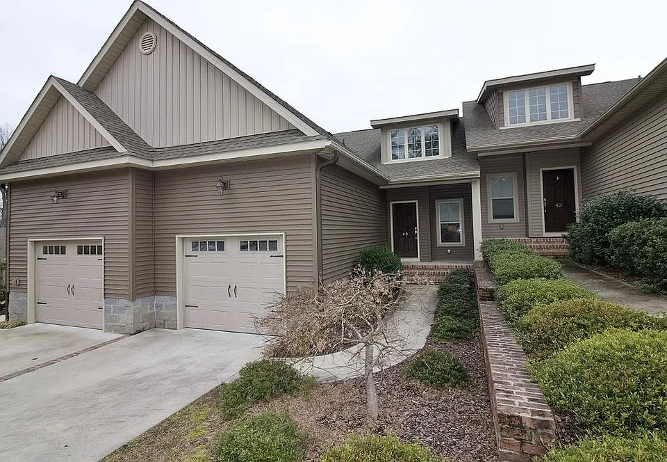 45 Cypress Cir #1