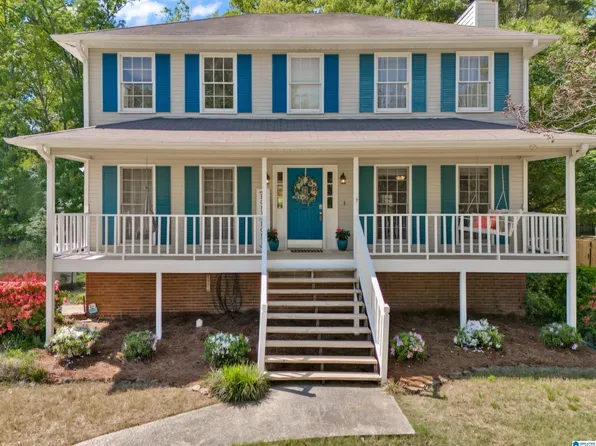 913 Falling Star Ln, Alabaster, AL 35007