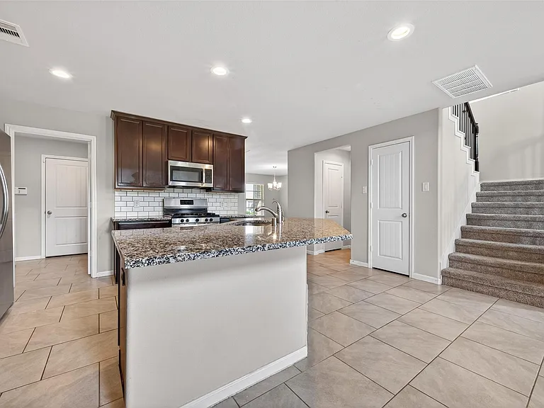 18419 Morningside Downs Way — Photo 10