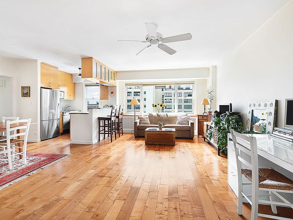 1st image of 18 Charlton St