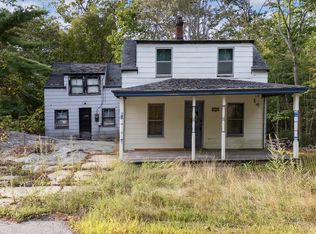 350 Pine Hill Rd, Cape Neddick, ME 03902