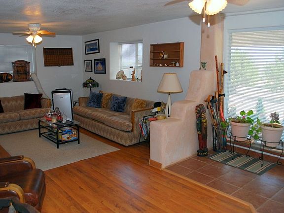 5th image of 43 Grace St