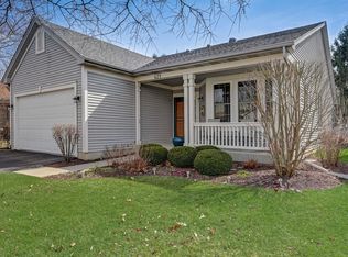421 Enfield Ln, Grayslake, IL 60030