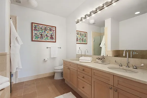 Rented by R New York | media 29