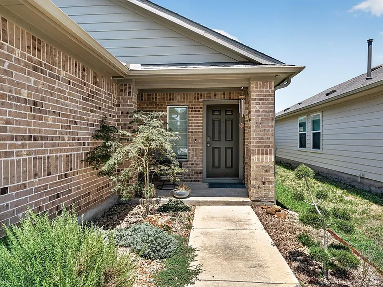 196 Harvest Creek Dr — Photo 3