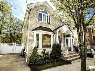 21 Gwenn Loop, Staten Island, NY 10314
