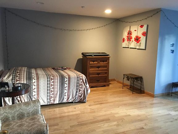 4th image of 4028 Liberty Ave