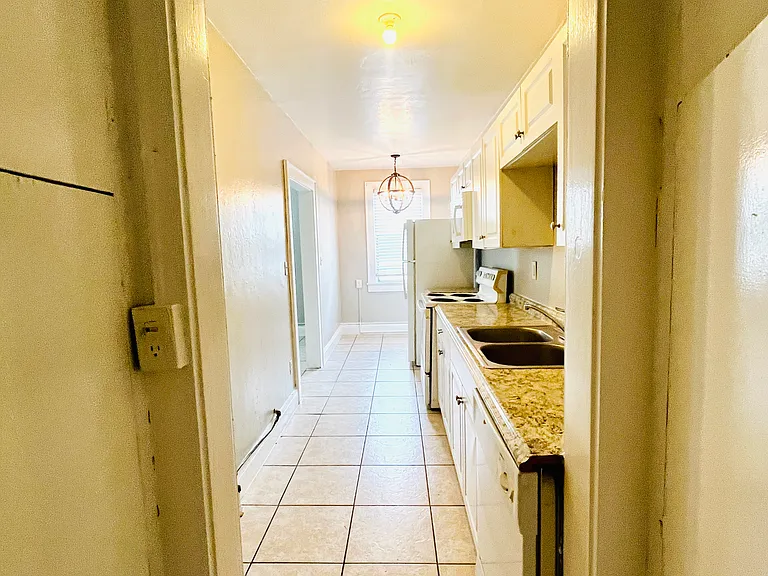 311 S Grandview Ave #5 — Photo 12