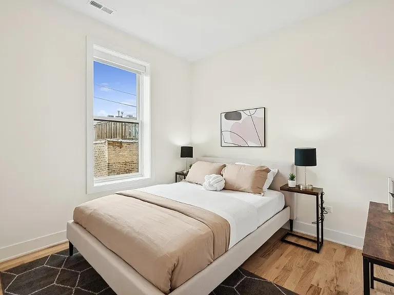 3615 N Wilton Ave #PENTHOUSE — Photo 12