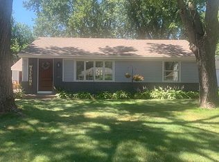 8212 Queen Ave S, Bloomington, MN 55431
