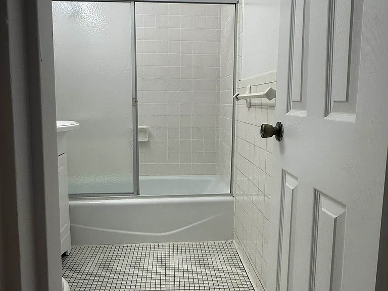 151 W 78th St #4C — Photo 13