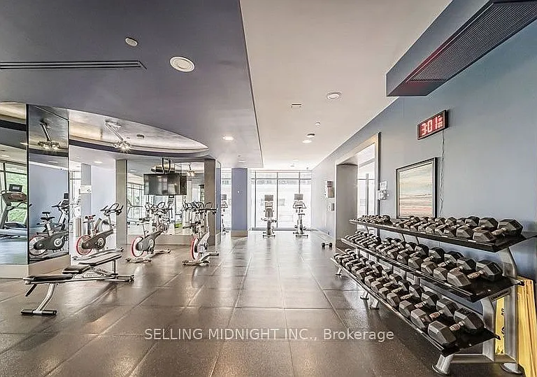 5162 Yonge St #Penthouse 301 — Photo 22