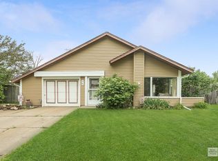 76 Fernwood Rd, Montgomery, IL 60538