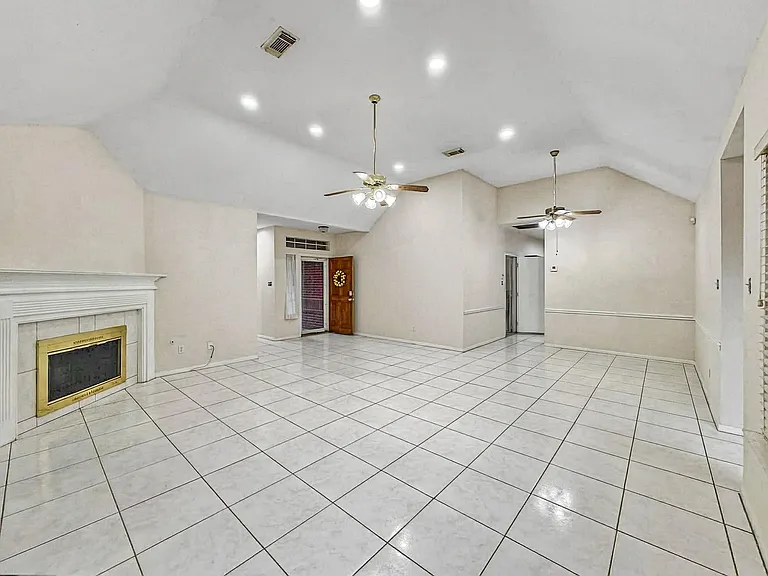 13607 Sable Ln — Photo 11