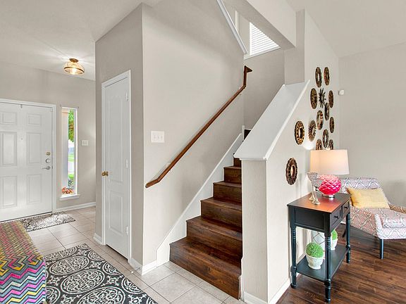 4th image of 19103 Bressingham Dr