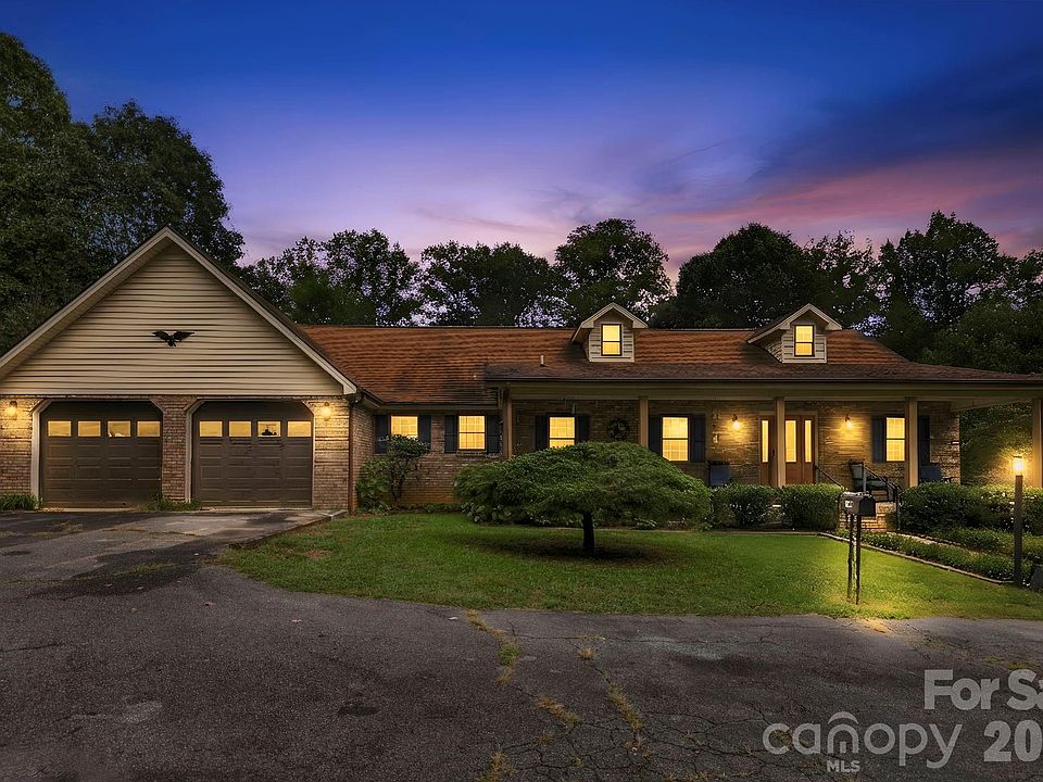 1st image of 1079 Dupont Rd