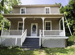 987 Falls Ridge Rd, Christiansburg, VA 24073