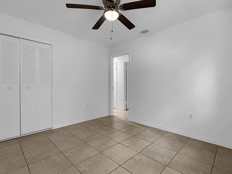 5214 Kempston Dr — Photo 20