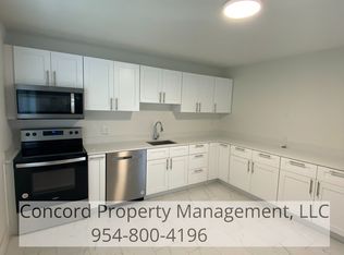 819 SW 14th Ct #R, Fort Lauderdale, FL 33315