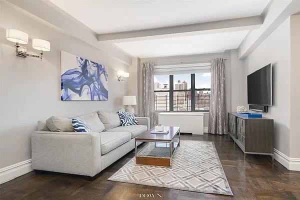 Sold by Town Residential | media 2