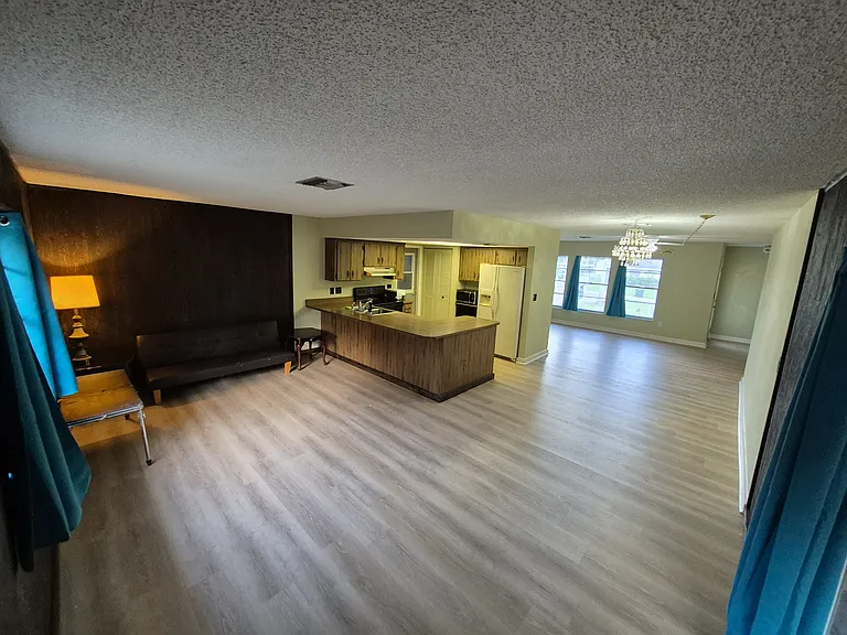 6319 Cambridge Dr — Photo 8