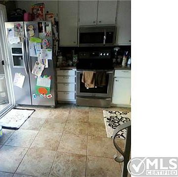4th image of 10305 Carefree Dr