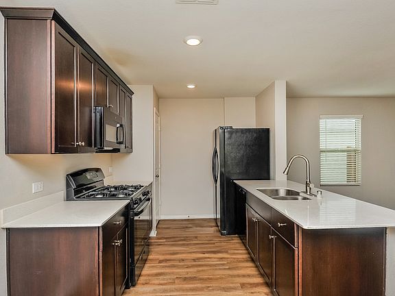 2nd image of 305 Anvil Dr