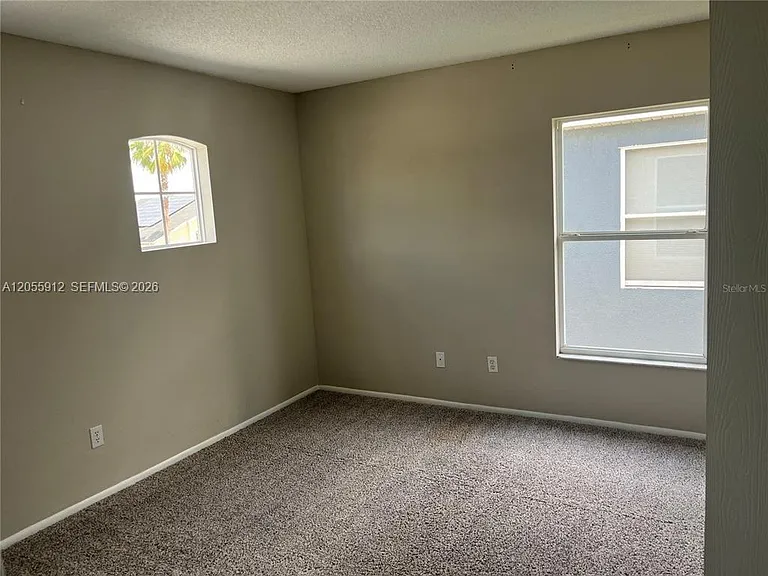 189 Emeraldview Ave — Photo 34