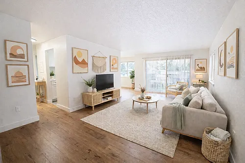 Avia Apartments | Renovated Homes in Seattle's Greenwood Neighborhood | 1 MONTH FREE!! Photo 1