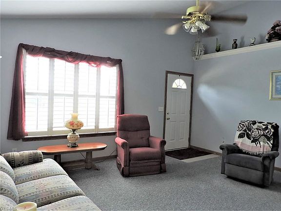 2nd image of 4552 Grand Teton Dr