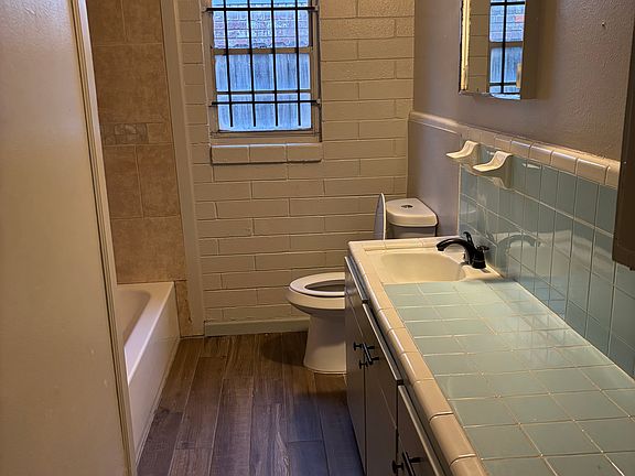 5th image of 4315 Jorns St