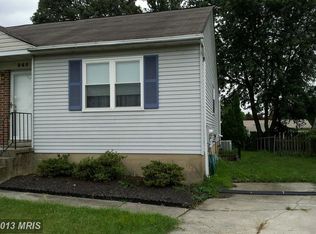 865 Turf Valley Dr, Pasadena, MD 21122