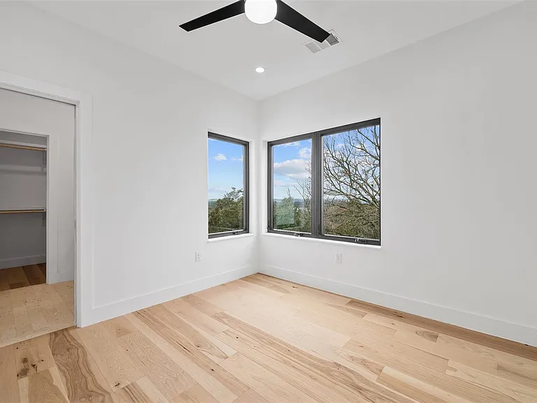 200 N Lake Hills Dr — Photo 23