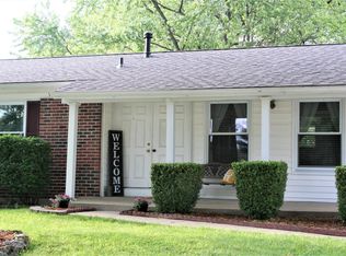 140 Barkwood Trails Dr, Saint Peters, MO