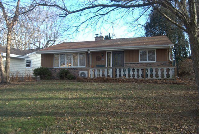 1st image of W958 Kettle Moraine Ln
