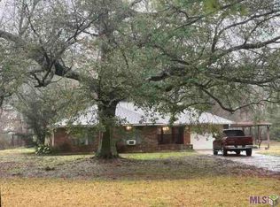 11826 E Subdivision Rd, Port Allen, LA 70767