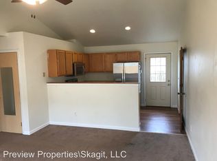 1007 Peterson Rd, Burlington, WA 98233