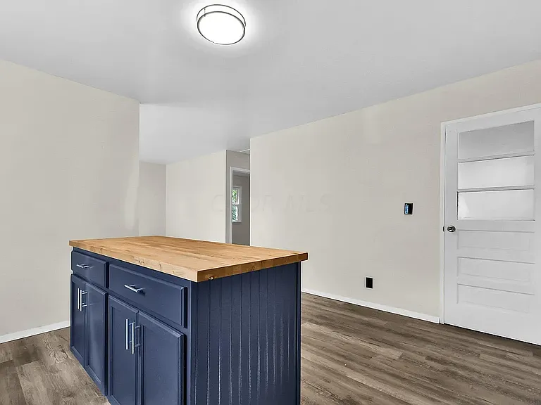 200 Sycamore St — Photo 8
