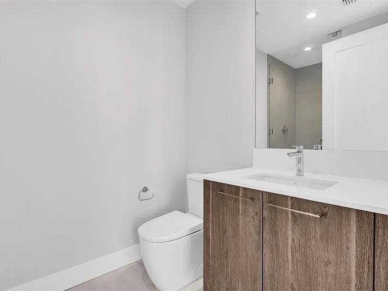 275 1st Ave S #2807 — Photo 18