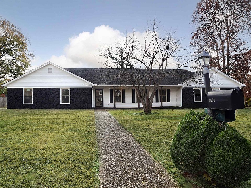 1st image of 1929 Beechwood Dr