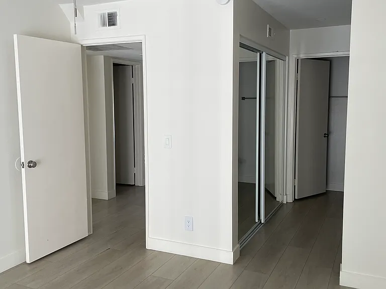 2550 College Pl #108 — Photo 18