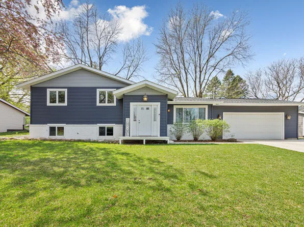 1702 McKinley Dr, Northfield, MN 55057