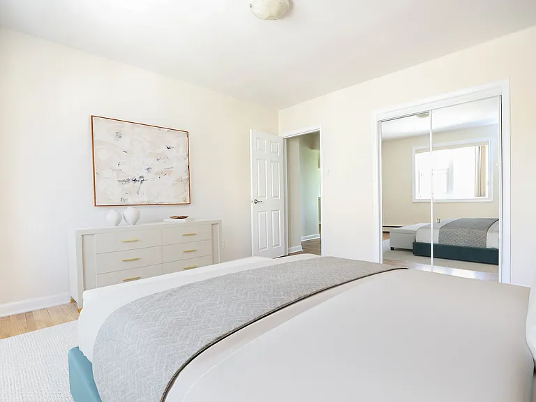 825 Corydon Ave — Photo 21