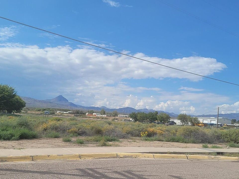 2nd image of TRACT El Camino Real St #F