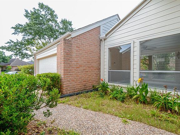 5th image of 2002 Ashford Hollow Ln