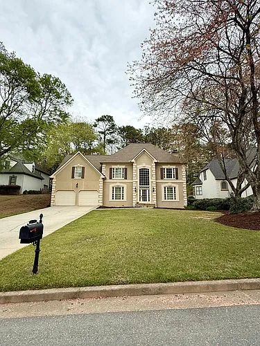 845 Stonehaven Ln Photo 1